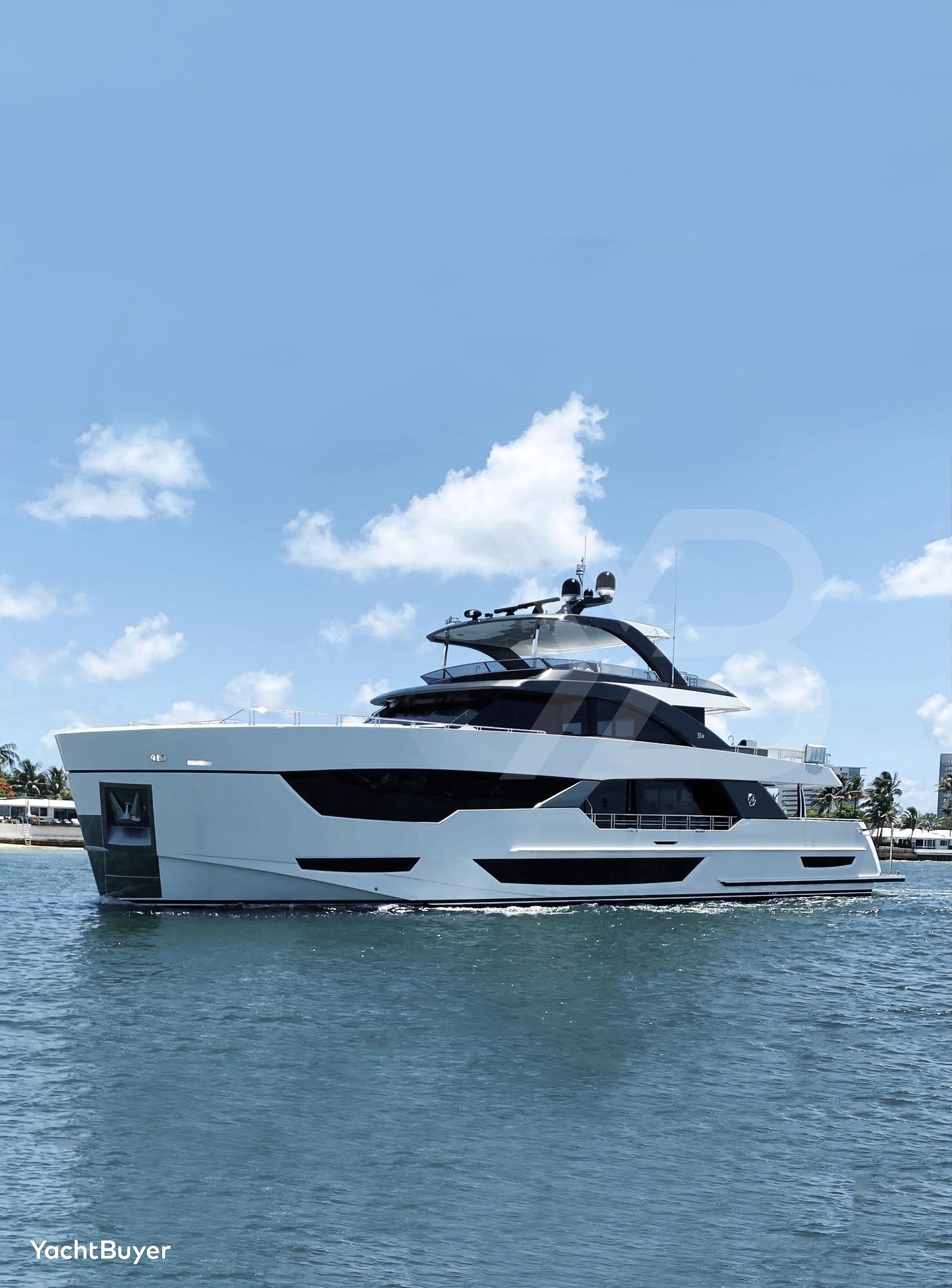 ZIGGY Yacht - 36m (117ft) Ocean Alexander 2021 | YachtBuyer
