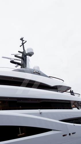 Juice yacht exterior 25