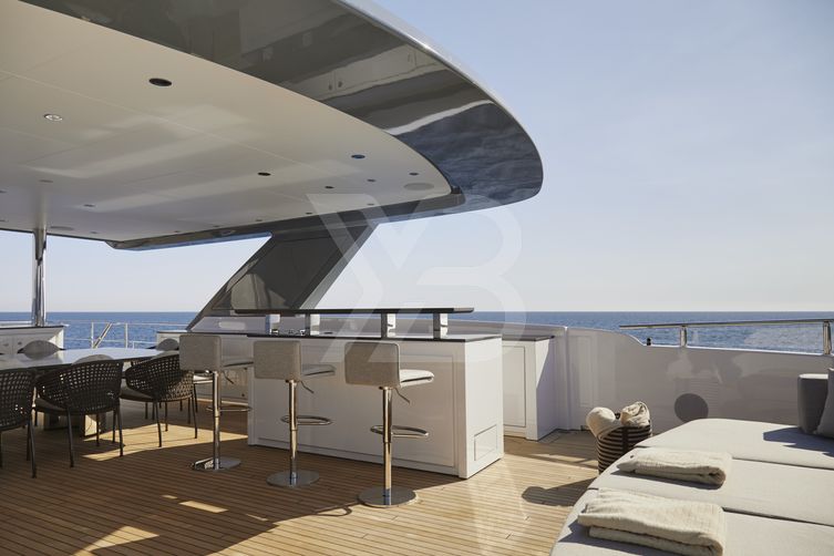 Oid yacht exterior 46