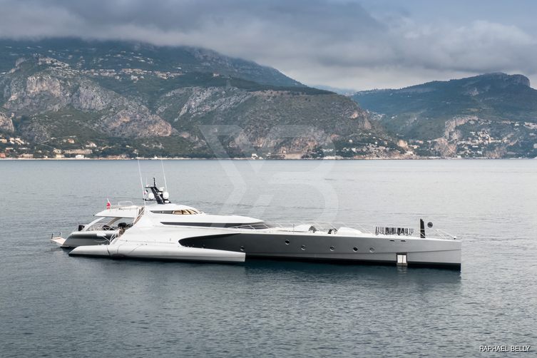 Galaxy of Happiness yacht exterior 14