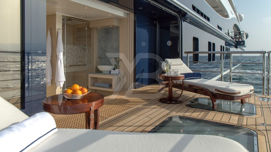 Alaiya yacht exterior 33