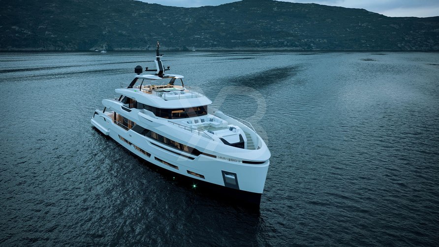 Lee yacht exterior 3