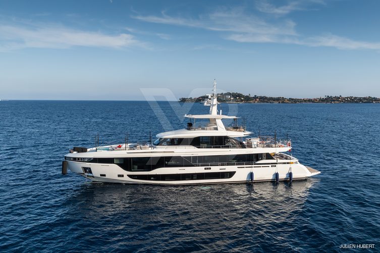 Abie yacht exterior 2