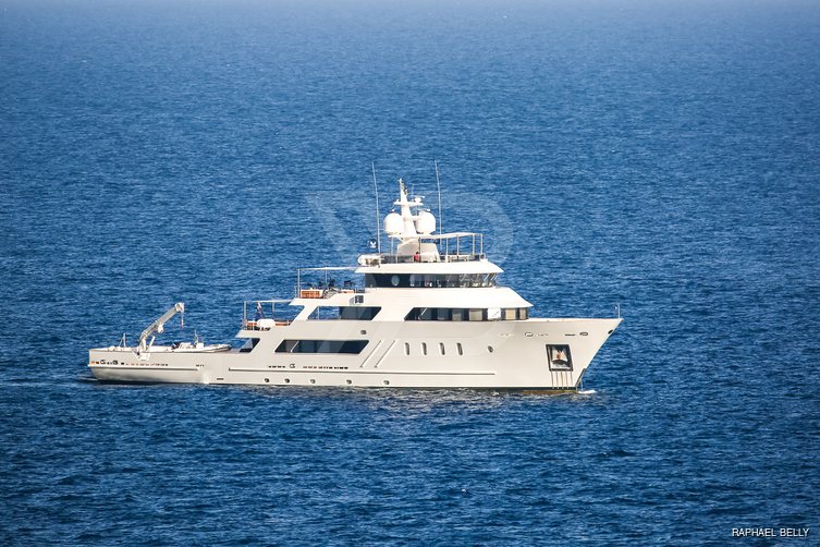 Masquenada yacht exterior 6