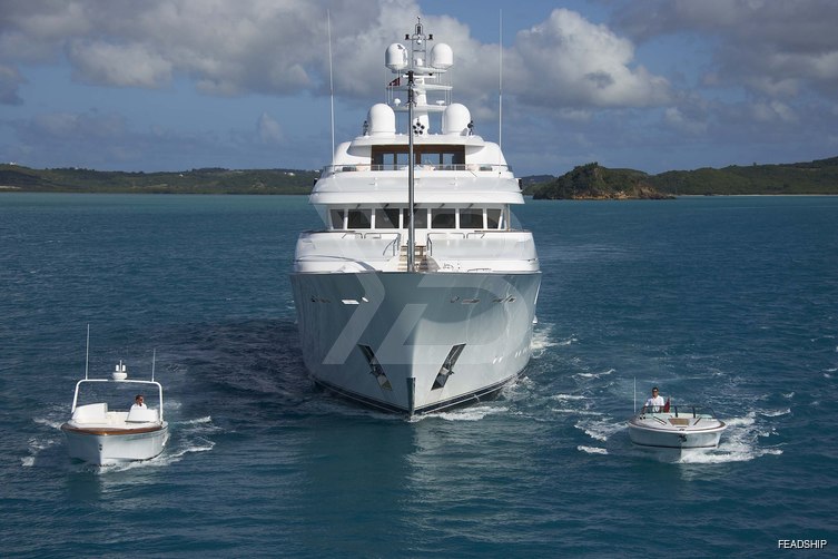 Nectar yacht exterior 4