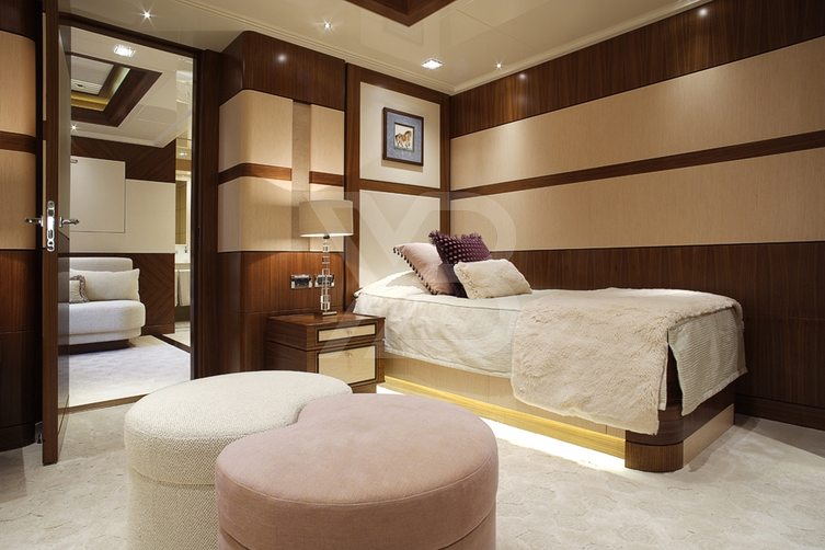 Quantum of Solace yacht interior 17