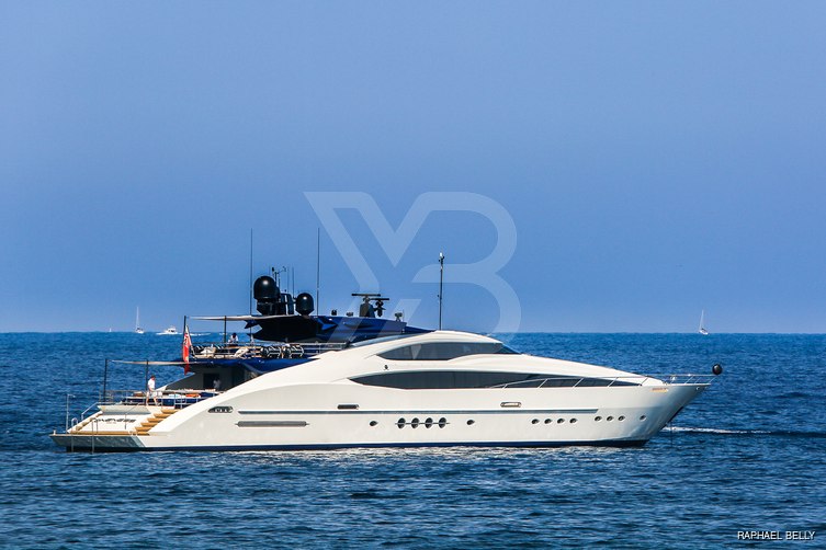 Stealth yacht exterior 3