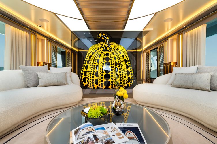 Ocean Lily yacht interior 10