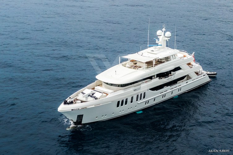 Liquid Sky yacht exterior 3