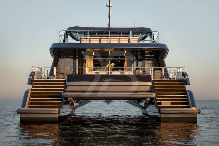 Double Happines yacht exterior 6