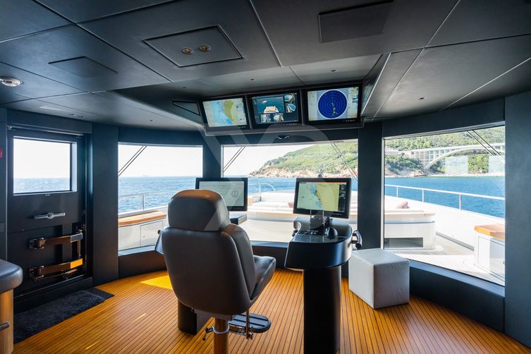 Martha yacht interior 19