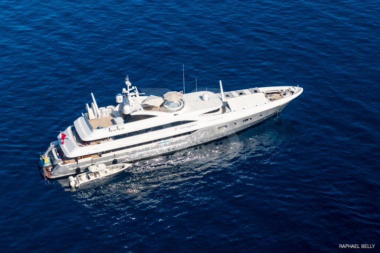 Turquoise yacht exterior 9