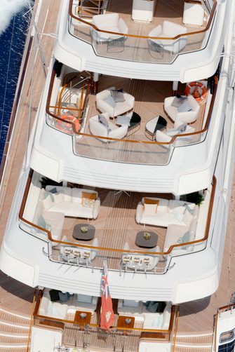 Special One yacht interior 117