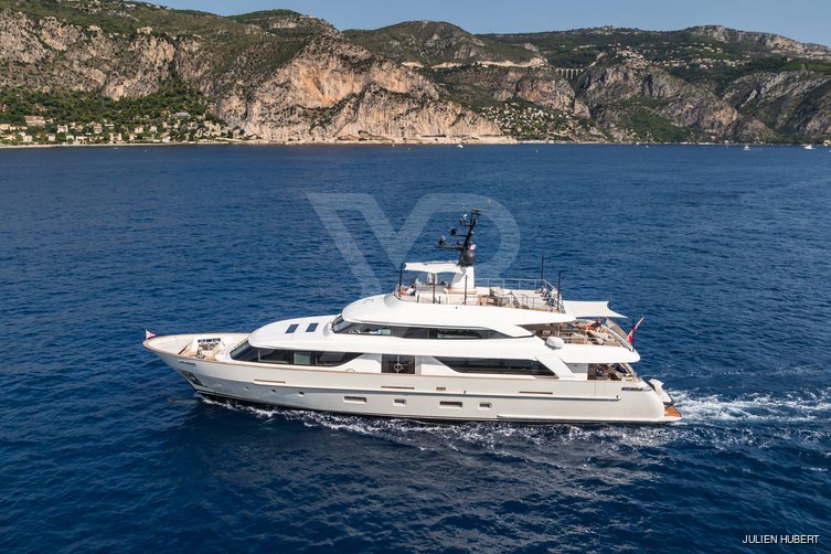 Aramis yacht exterior 2