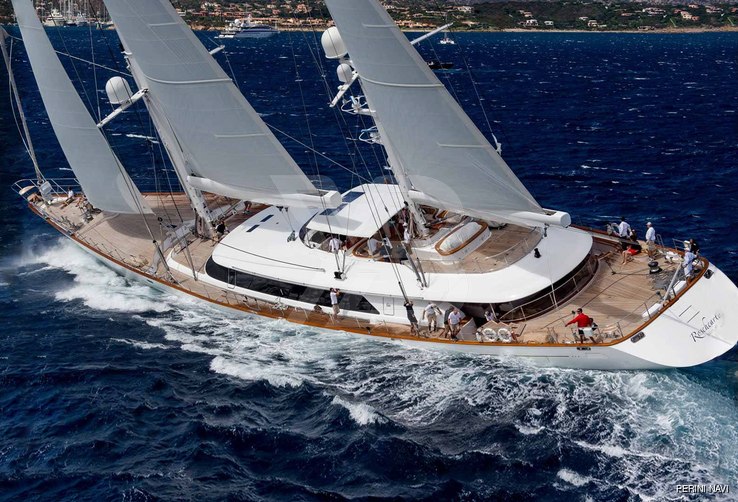 Rosehearty yacht exterior 4