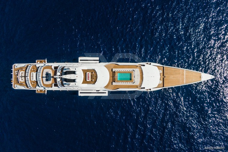 Mar yacht exterior 38