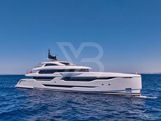 O'Madeleine yacht exterior 2