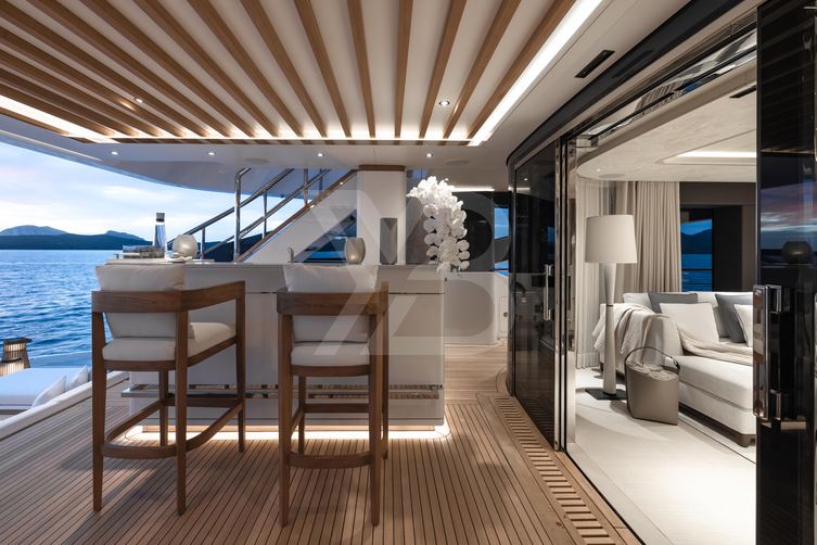 Asani yacht interior 38