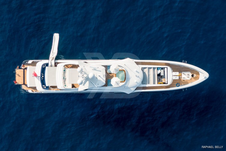 Julia yacht exterior 12