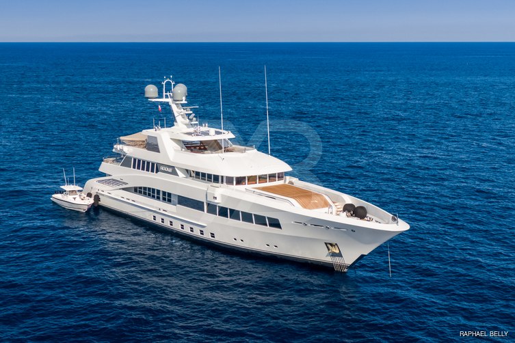 Rock.It yacht exterior 8