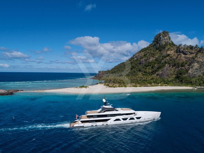 Memories yacht exterior 20