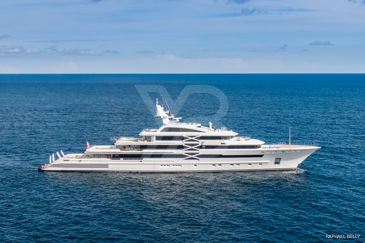 Project X yacht exterior 7