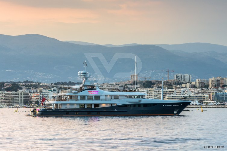 Gene Machine yacht exterior 20