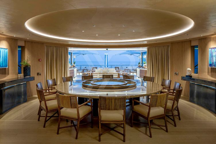 DreAMBoat 1 yacht interior 12