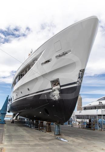 Alunya yacht exterior 21