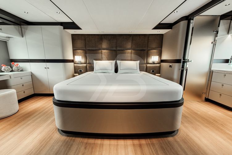 Silver Dawn yacht interior 37