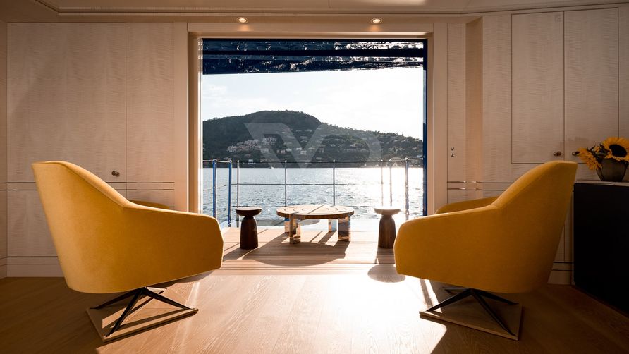 Nomad yacht interior 19