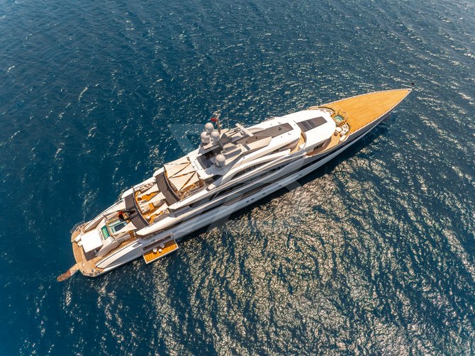 Al Reem yacht exterior 14