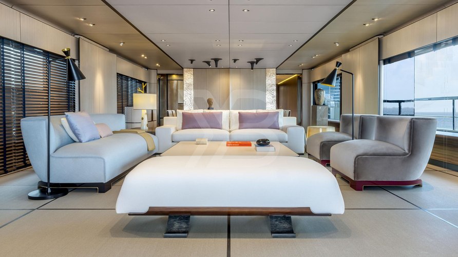 Endeavour 2 yacht interior 7