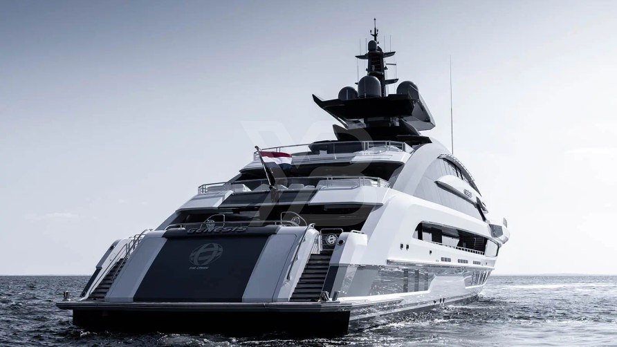 Genesis yacht exterior 6