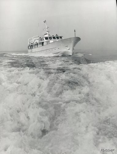 Alhambra yacht exterior 3