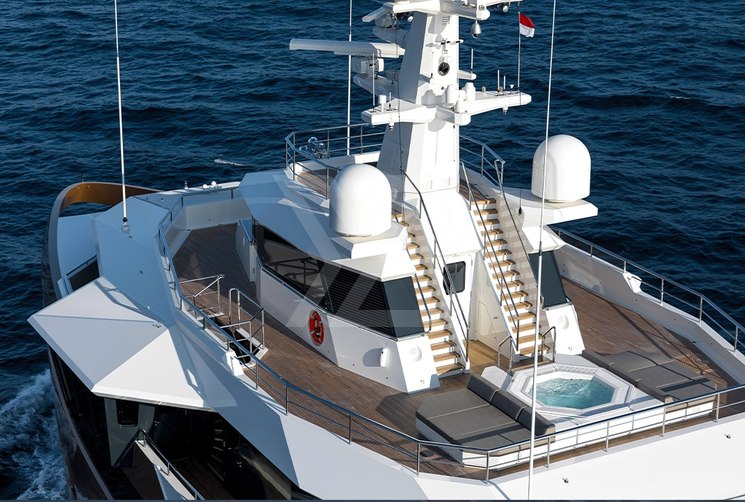 La Datcha yacht exterior 21