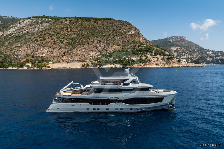 Oscar yacht exterior 8