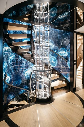 Heeus yacht interior 14