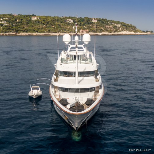 Christina V yacht exterior 3