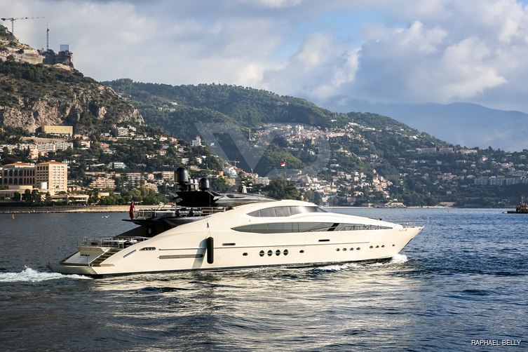 Stealth yacht exterior 9