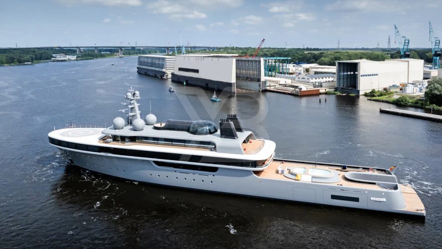 Project Cosmos yacht exterior 26