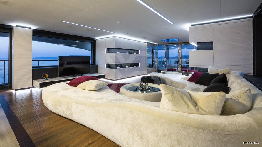 Ocean Paradise yacht interior 9