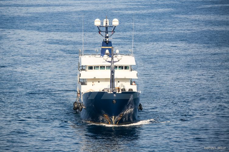 Force Blue yacht exterior 3