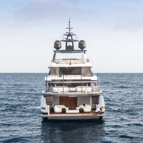 Tanelorn yacht exterior 116