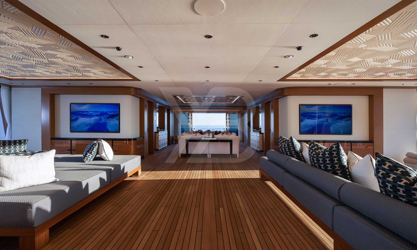 Mar yacht interior 19