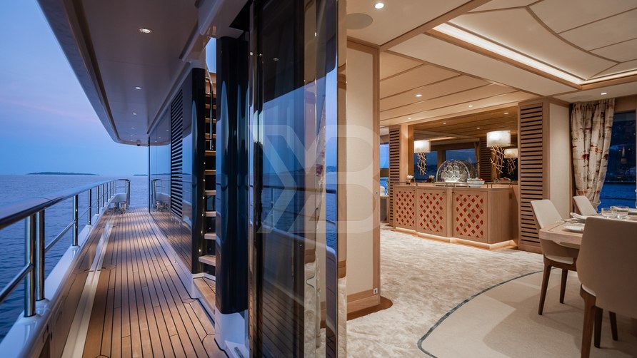 Seaflower yacht interior 20