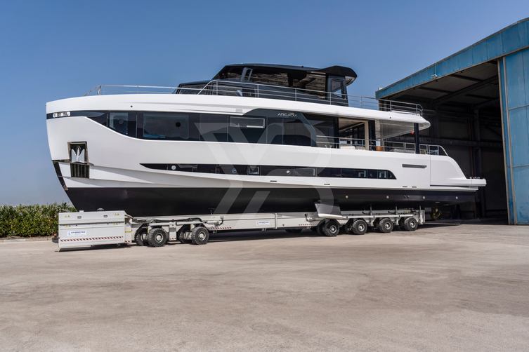 Arcadia A80new  /01 yacht exterior 49
