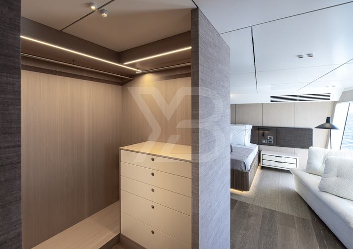 Tuccini yacht interior 19