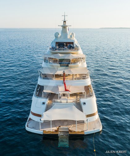 Alaiya yacht exterior 35