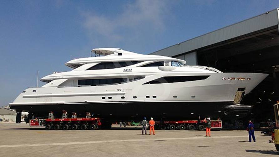 Aziza yacht exterior 5